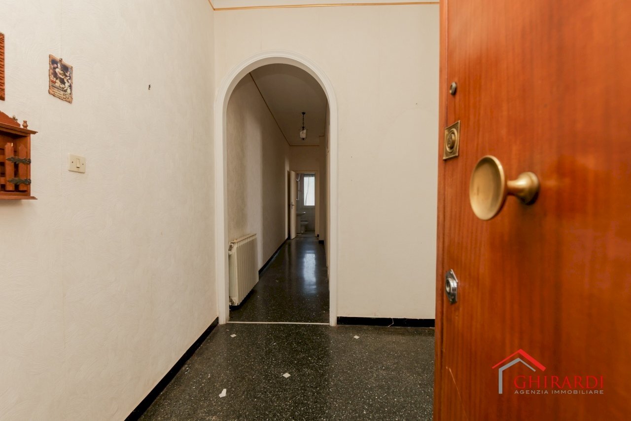 1.0 INGRESSO - Appartamento Via Sant'Alberto 61A, Genova (zona Sestri Ponente) - foto 2