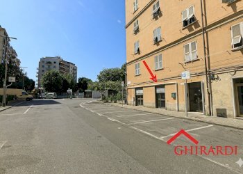 8.3 EDIFICIO - Locale Commerciale Via Tomaso Grossi 25R, Genova (zona Sampierdarena) - foto 27