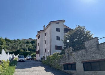 IMG_4228 - Appartamento Via Cisterna Antica, Fiuggi - foto 1