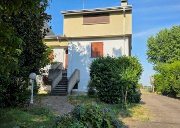 4 - Porzione di casa Via Provinciale 23, Sissa Trecasali - foto 10