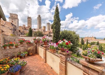 Appartamento Via degli Innocenti, 10, San Gimignano - foto 1