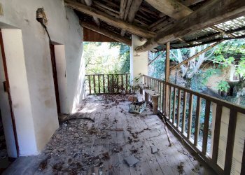Rustic Borgata Terbus, Gambasca - photo 9