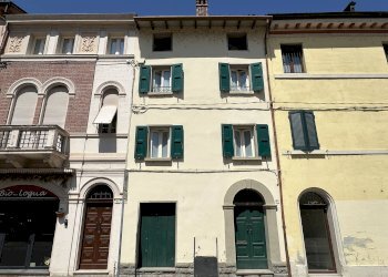 Facciata - Townhouse via Roma, 84, Borgo Tossignano - photo 1