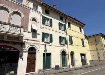 Facciata - Townhouse via Roma, 84, Borgo Tossignano - photo 2