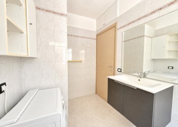 One-room apartment Alessandria - photo 8