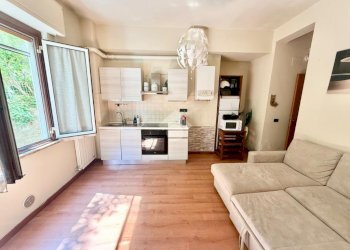 Two-room apartment Via Filippo Gentile, Albissola Marina - photo 5
