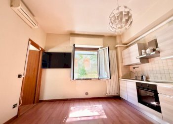 Two-room apartment Via Filippo Gentile, Albissola Marina - photo 9