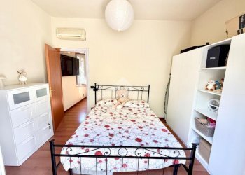 Two-room apartment Via Filippo Gentile, Albissola Marina - photo 19