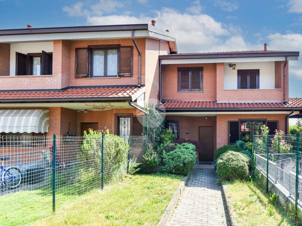 Villa a Schiera Via Beale, Giaveno - foto 1