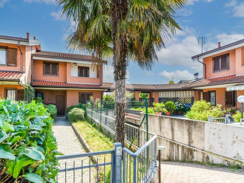 Villa a Schiera Via Beale, Giaveno - foto 2
