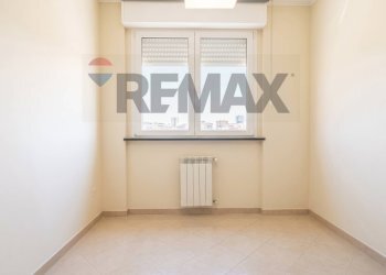 Bilocale Via Luigi Cibrario, 57 
 Sestri Ponente, Genova (zona Sestri Ponente) - foto 9