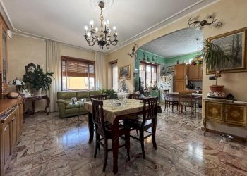 Apartment Via beinasco, None - photo 1