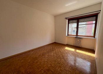 Four-room apartment Banchette - photo 9