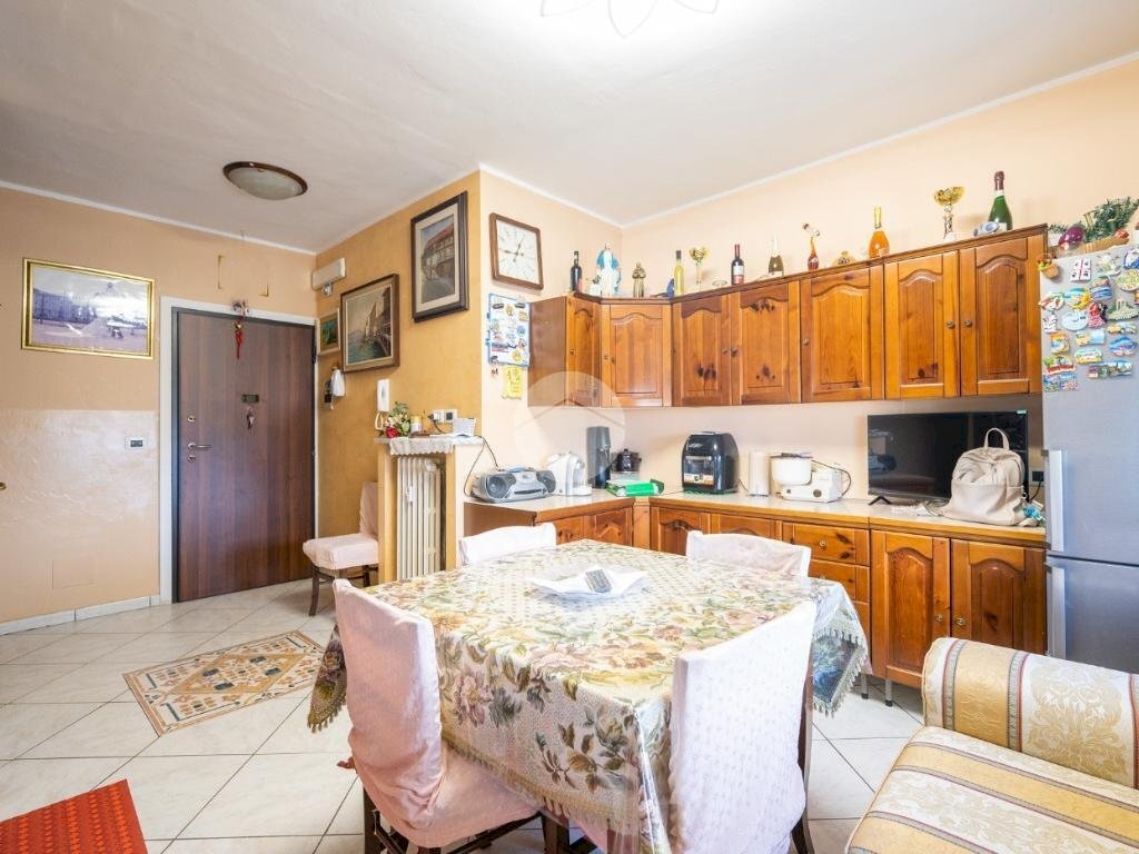 Three-room apartment Via Garibaldi, Volvera - photo 1