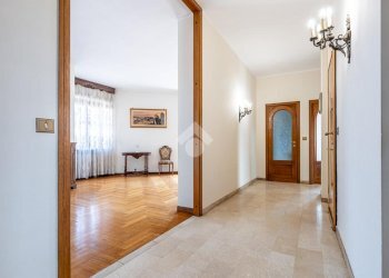 Four-room apartment Corso palmiro togliatti, Collegno - photo 12