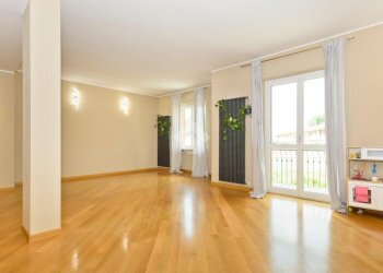 Appartamento Via Umberto I°, Pecetto Torinese - foto 1