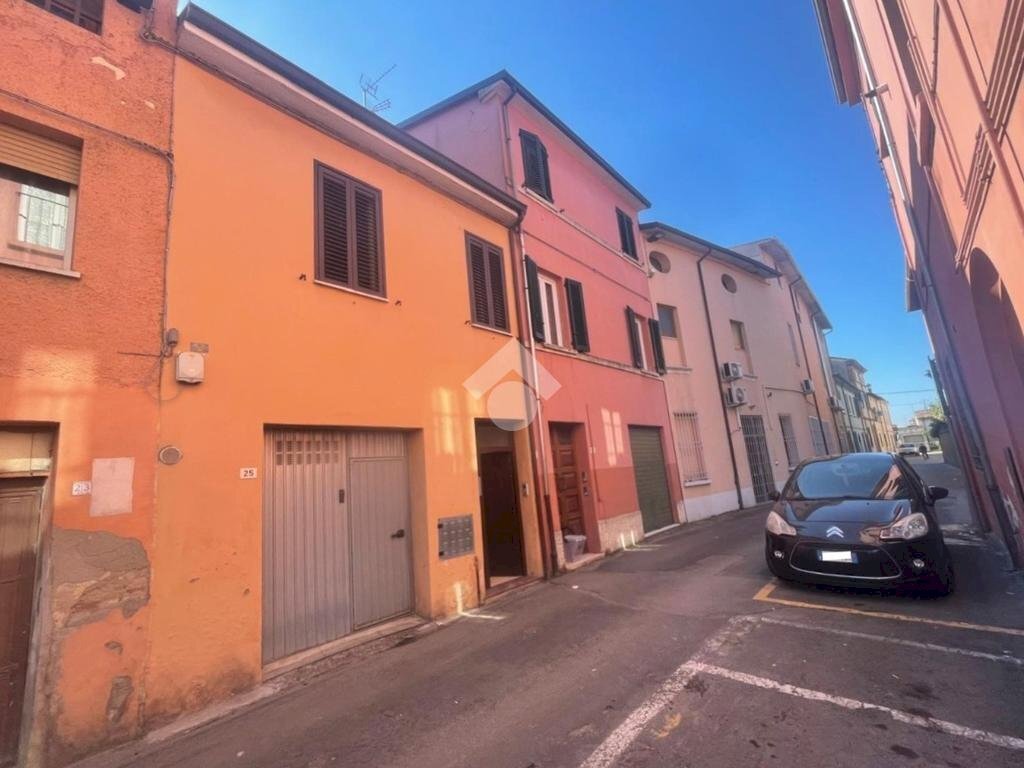 Casa indipendente Via Pompeo Torchi, Massa Lombarda - foto 1