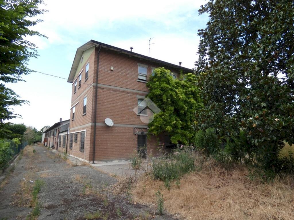 Independent house Via Augera, Cadelbosco di Sopra - photo 2