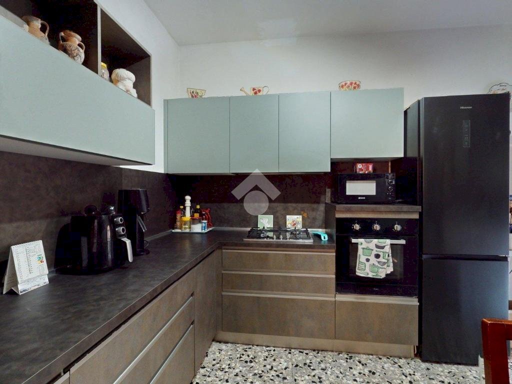 Three-room apartment Via Benedetto Gennari, Cento - photo 2