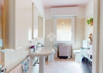 Three-room apartment Via Benedetto Gennari, Cento - photo 36