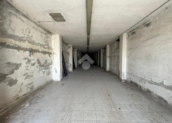 Capannone Strada Montebianco, Cameri - foto 12