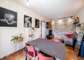 Three-room apartment Via Nello Ponzi, Lesignano de' Bagni - photo 3
