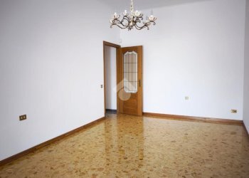 Four-room apartment Via Alessandro Manzoni, Cusano Milanino - photo 6