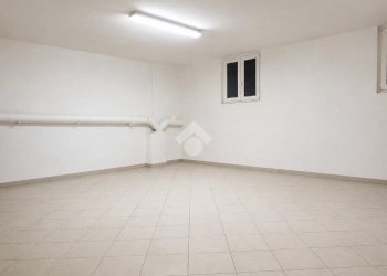 Four-room apartment Via Alessandro Manzoni, Cusano Milanino - photo 17