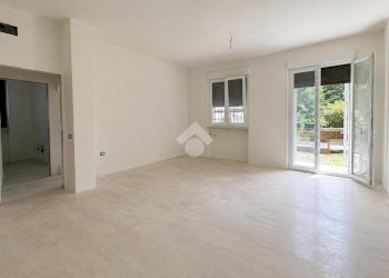 Four-room apartment Via Pasquale Galluppi, Parma (neighborhood Montanara) - photo 1