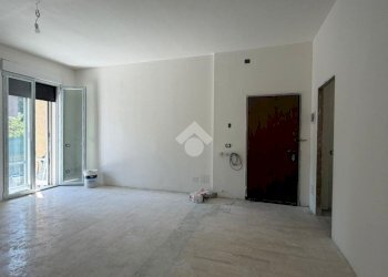 Four-room apartment Via Pasquale Galluppi, Parma (neighborhood Montanara) - photo 4