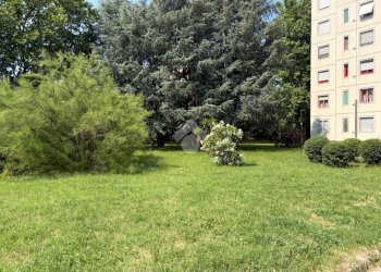 Three-room apartment Via Enrico Falck, Milano (neighborhood Gallaratese) - photo 2