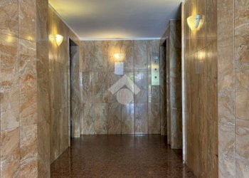 Three-room apartment Via Enrico Falck, Milano (neighborhood Gallaratese) - photo 3