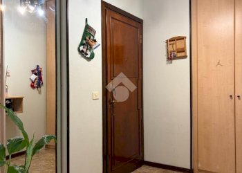 Three-room apartment Via Enrico Falck, Milano (neighborhood Gallaratese) - photo 4
