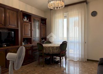 Three-room apartment Via Enrico Falck, Milano (neighborhood Gallaratese) - photo 7