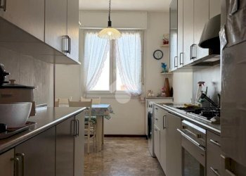 Three-room apartment Via Enrico Falck, Milano (neighborhood Gallaratese) - photo 13
