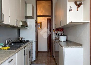 Three-room apartment Via Enrico Falck, Milano (neighborhood Gallaratese) - photo 14