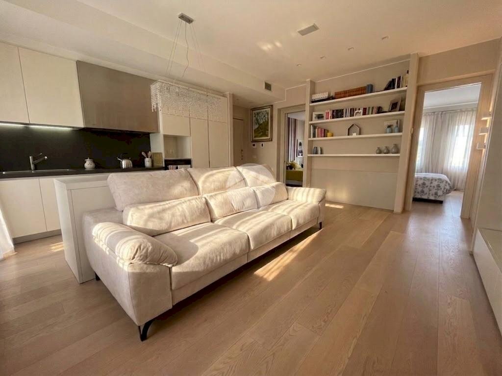 Three-room apartment Piazza tre martiri, Rimini - photo 1