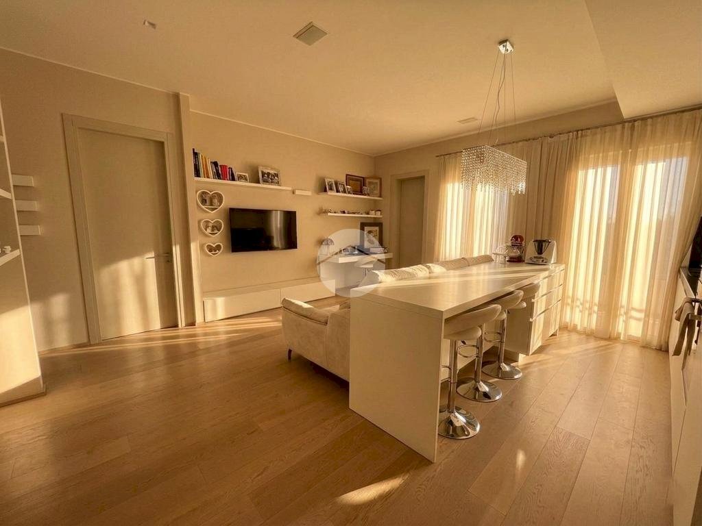 Three-room apartment Piazza tre martiri, Rimini - photo 3