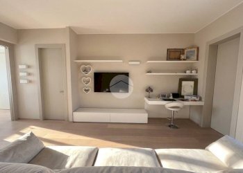 Three-room apartment Piazza tre martiri, Rimini - photo 4