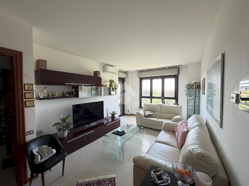 Two-room apartment Via cascina bianca, Milano (neighborhood Barona) - photo 1