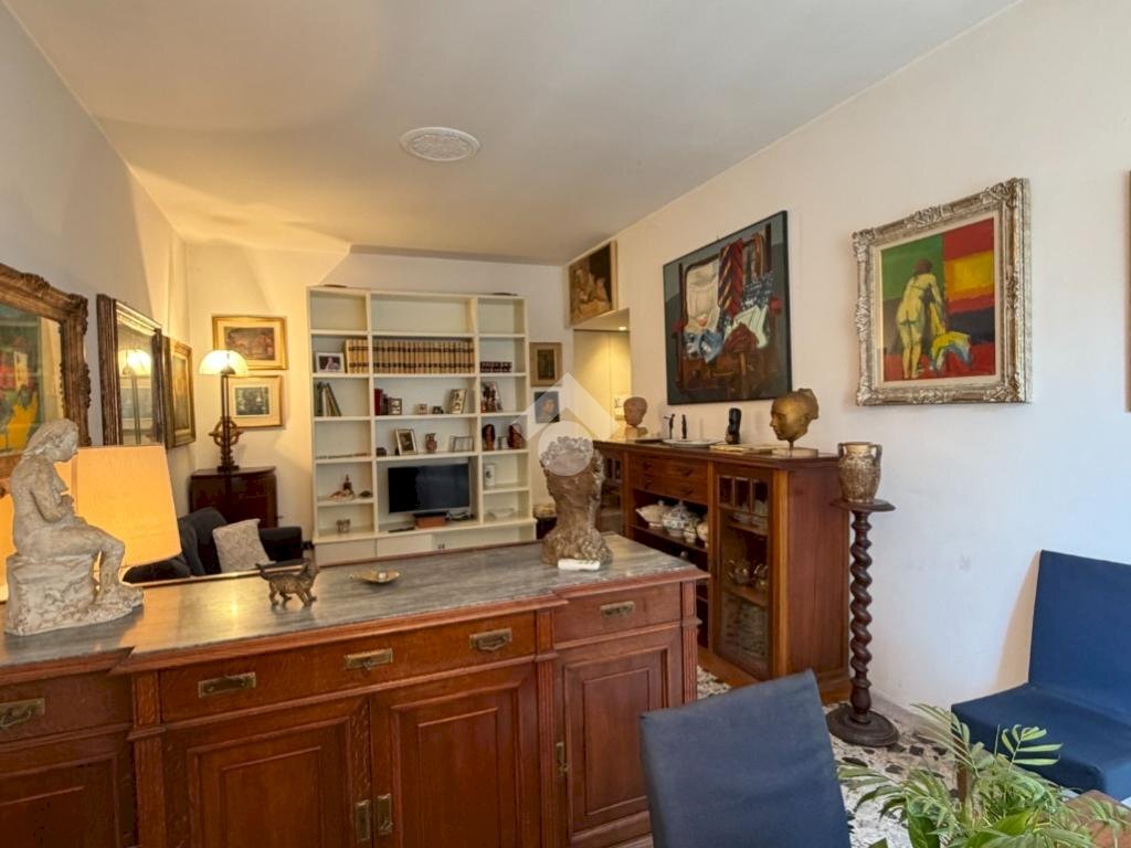 Two-room apartment Largo Tel Aviv, Milano (neighborhood Cimiano) - photo 3