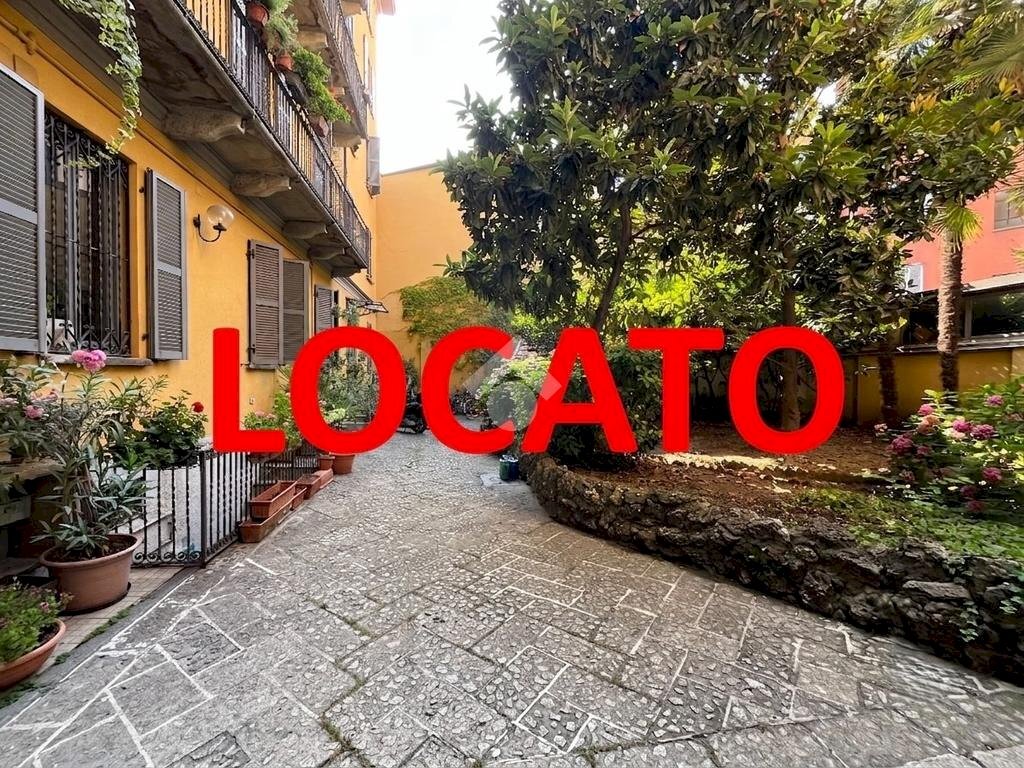 Two-room apartment Via Adige, Milano (neighborhood Ticinese) - photo 1