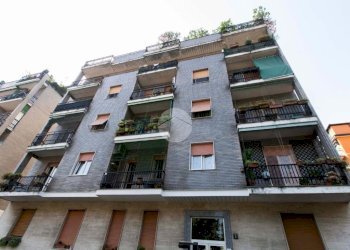 Two-room apartment Via Antonio Mosca, Milano (neighborhood Baggio) - photo 1