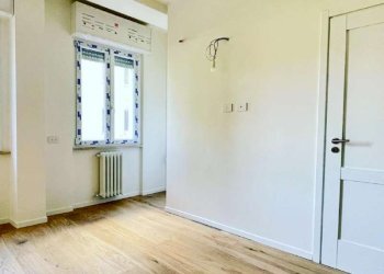 Two-room apartment via Giambellino 80, Milano (neighborhood Giambellino) - photo 8