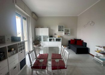 Three-room apartment via DELLE ROSE 26, Milano (neighborhood Lorenteggio) - photo 5