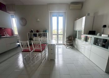 Three-room apartment via DELLE ROSE 26, Milano (neighborhood Lorenteggio) - photo 6