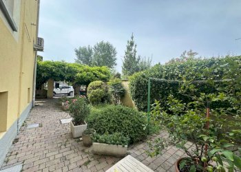 Three-room apartment via DELLE ROSE 26, Milano (neighborhood Lorenteggio) - photo 36
