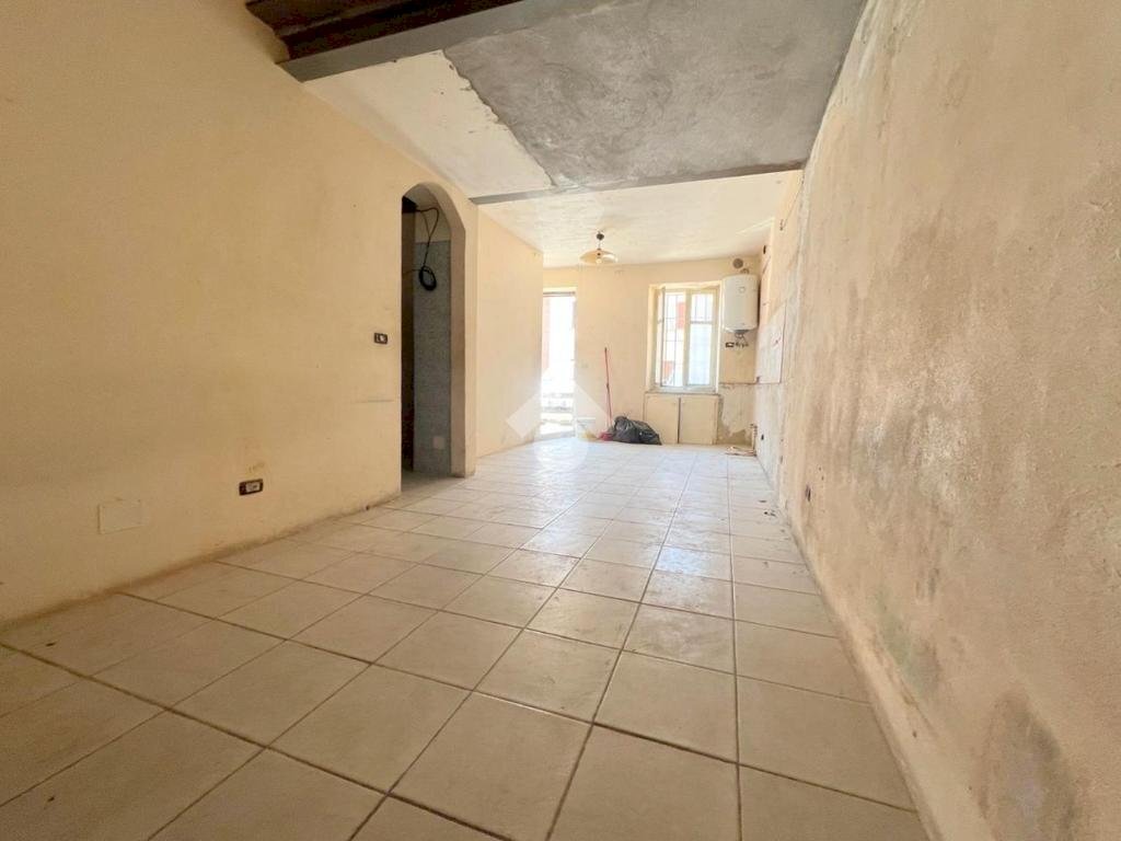 Casa semi indipendente Via Umberto I, Castello di Annone - foto 1
