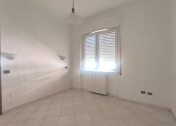 Two-room apartment Via Giovanni Scazzola, Alessandria - photo 9