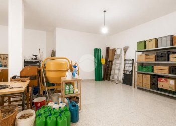 Villa Via regione bussi, Imperia - photo 32